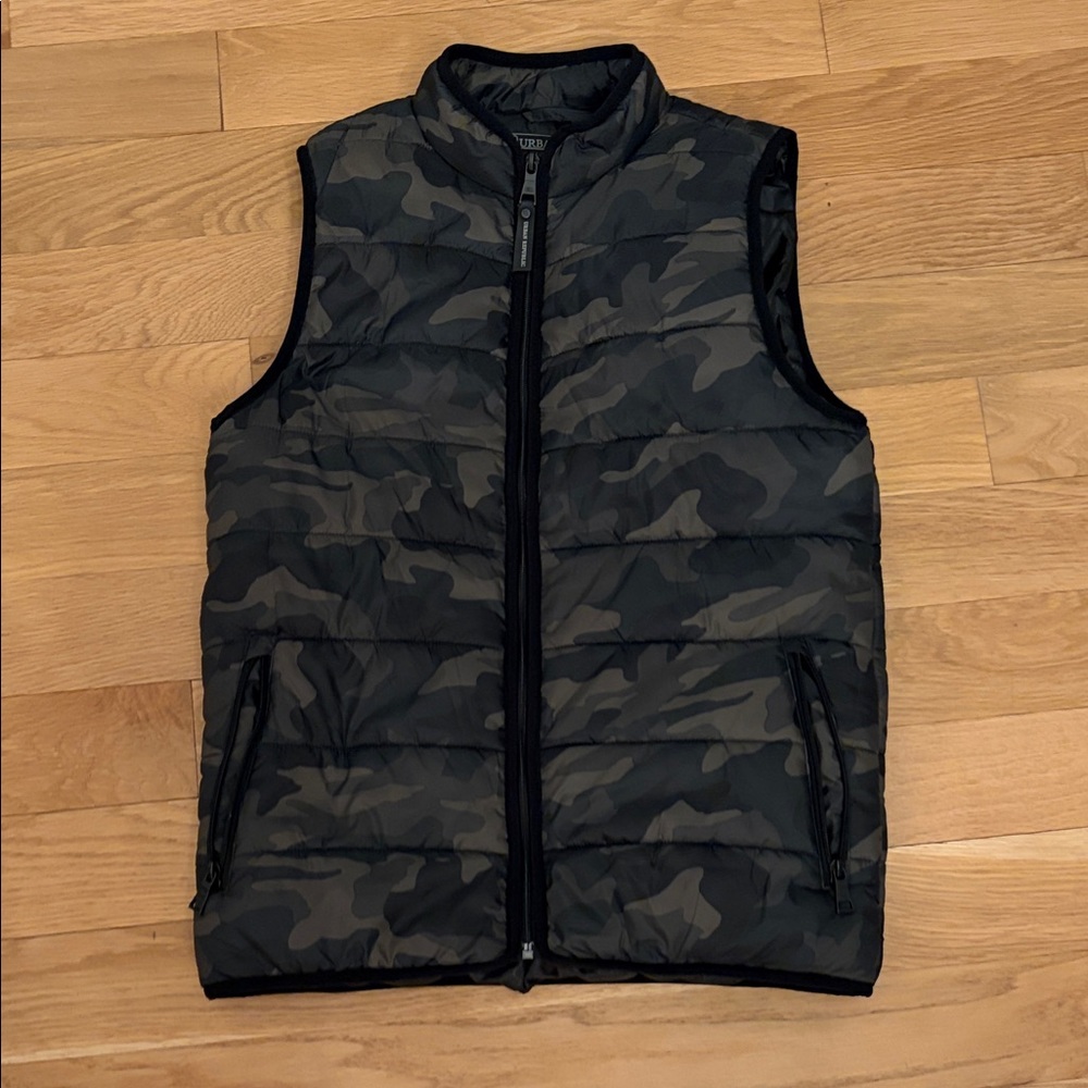 Kids Urban Republic Camo Puffer Vest